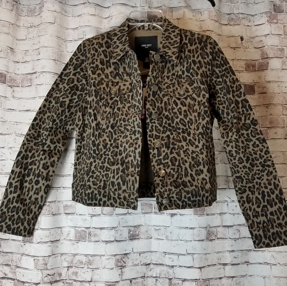 🔥SALE🔥NINE WEST BNWT Cheetah Jean Jacket - Picture 3 of 10